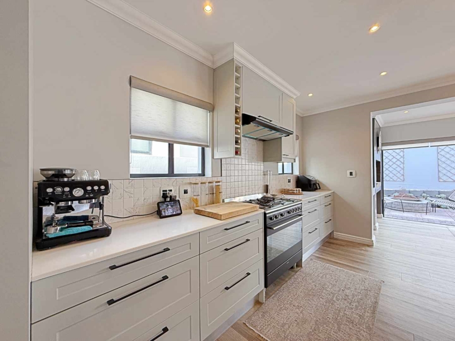 4 Bedroom Property for Sale in Calypso Beach Western Cape